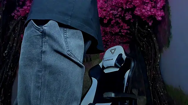 Snapshot of alexgiraldo_ chatting on 21, 1, 2025 alexgiraldo online show from 21, 1, 2025