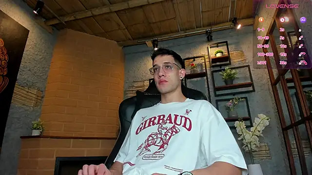 Snapshot of alexgiraldo_ chatting on 26, 1, 2025 alexgiraldo online show from 26, 1, 2025