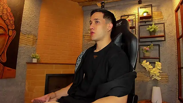 Snapshot of alexgiraldo_ chatting on 6, 3, 2025 alexgiraldo online show from 6, 3, 2025