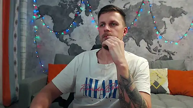 Snapshot of VikingChrisss chatting on 21, 12, 2024 VikingChrisss online show from 21, 12, 2024