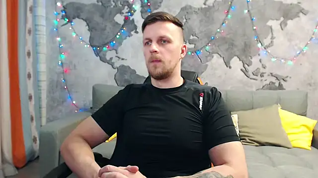 Snapshot of VikingChrisss chatting on 5, 1, 2025 VikingChrisss online show from 5, 1, 2025