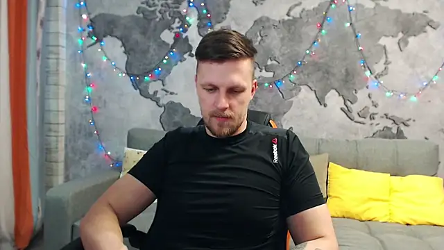 Snapshot of VikingChrisss chatting on 12, 1, 2025 VikingChrisss online show from 12, 1, 2025