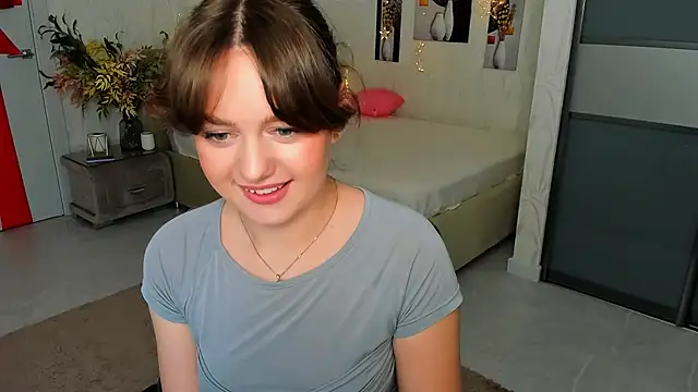 MiracleCurly online show from 11, 3, 2025