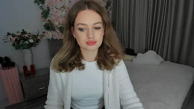 MiracleCurly online show from 7, 10, 2025