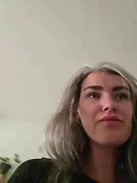 Lilmissvyx online show from 6, 8, 2026