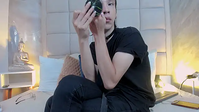 Hecatee 77 online show from 17, 9, 2025