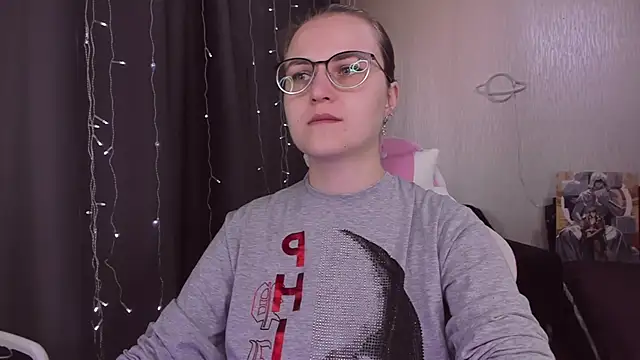 MissBrightShine online show from 30, 9, 2025