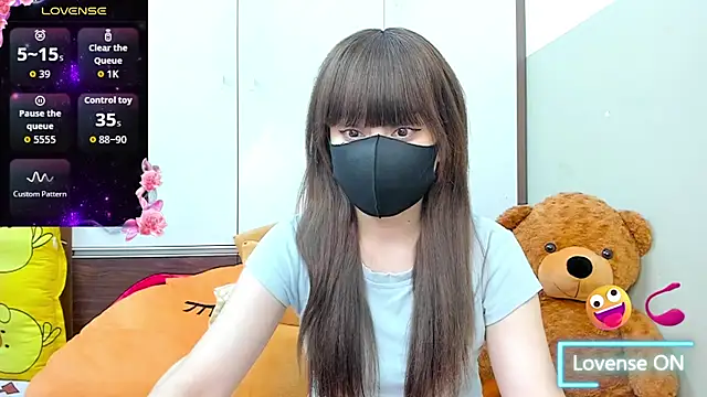 alonelove   online show from 26, 6, 2026