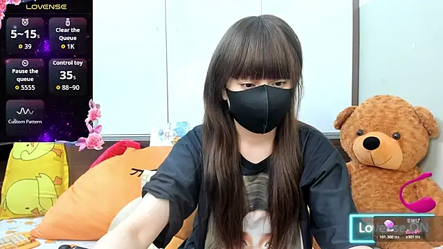 alonelove   online show from 17, 7, 2026