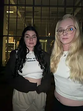 EllyNora online show from 24, 7, 2026