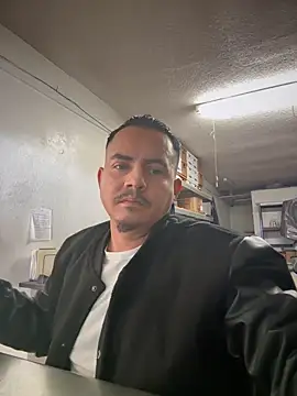 Snapshot of PeterGrandee chatting on 13, 1, 2025 PeterGrandee online show from 13, 1, 2025