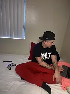 Snapshot of PeterGrandee chatting on 21, 1, 2025 PeterGrandee online show from 21, 1, 2025