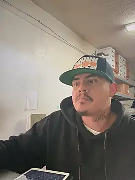 Snapshot of PeterGrandee chatting on 23, 1, 2025 PeterGrandee online show from 23, 1, 2025