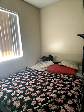 Snapshot of PeterGrandee chatting on 17, 9, 2025 PeterGrandee online show from 17, 9, 2025