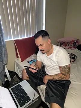 Snapshot of PeterGrandee chatting on 6, 10, 2025 PeterGrandee online show from 6, 10, 2025