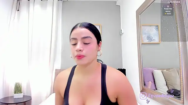 Paula Desousa online show from 28, 7, 2026