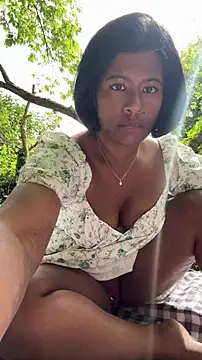 RoseMelanie online show from 5, 5, 2026