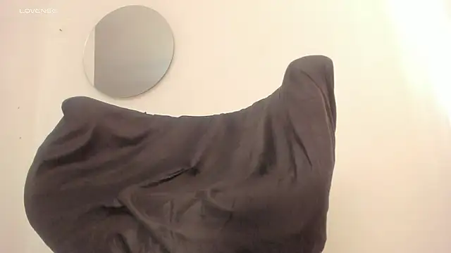 isabelsexysmile  online show from 21, 7, 2026