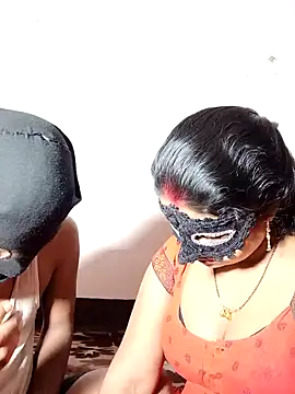 Snapshot of Something_61 chatting on 5, 2, 2025 Something 61 online show from 5, 2, 2025