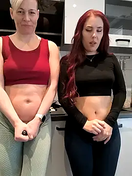 Snapshot of DarleenHot chatting on 25, 1, 2025 DarleenHot online show from 25, 1, 2025