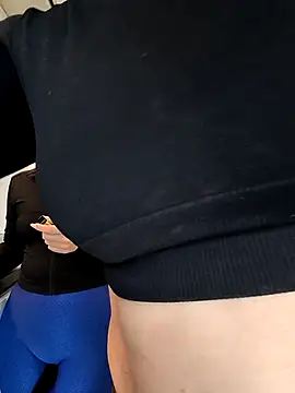 Snapshot of DarleenHot chatting on 14, 12, 2025 DarleenHot online show from 14, 12, 2025