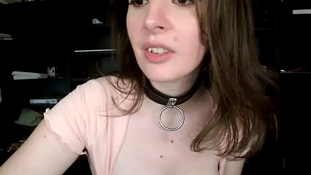 sophia leurre online show from 5, 2, 2025