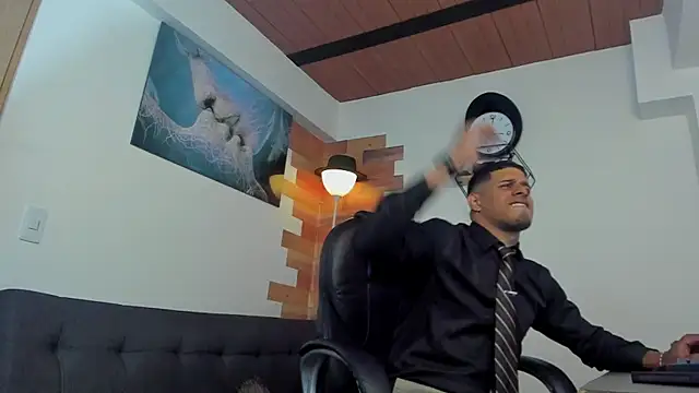 Snapshot of vincen_jose chatting on 17, 12, 2024 vincen jose online show from 17, 12, 2024