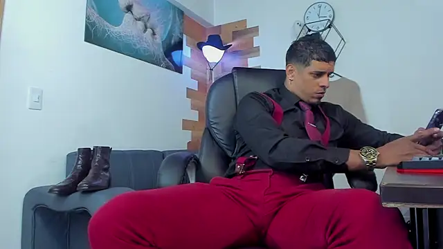 Snapshot of vincen_jose chatting on 5, 2, 2025 vincen jose online show from 5, 2, 2025