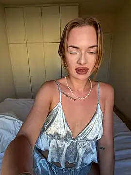 ElenaRebelle online show from 20, 6, 2026
