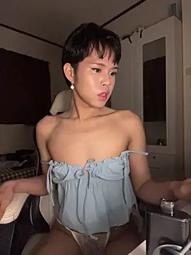 Plaxtique online show from 7, 1, 2026