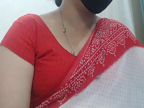 Lovely Siri 23 online show from 3, 5, 2026