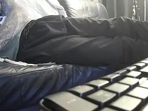 PIercingBoy38 online show from 11, 1, 2025