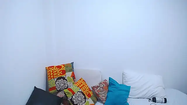 Valentinaa mature online show from 5, 7, 2026