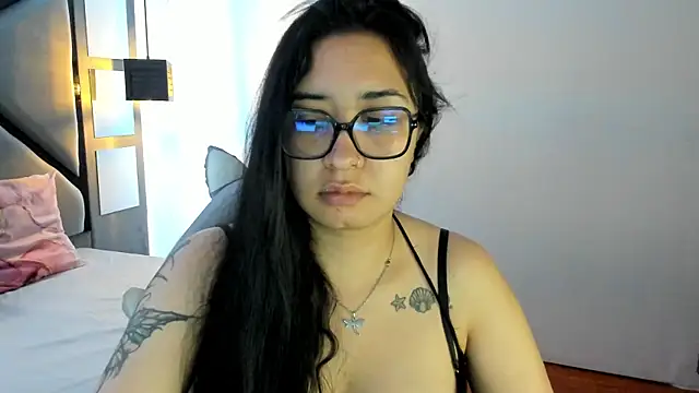 Snapshot of sayumi_dirty chatting on 5, 2, 2025 sayumi dirty online show from 5, 2, 2025