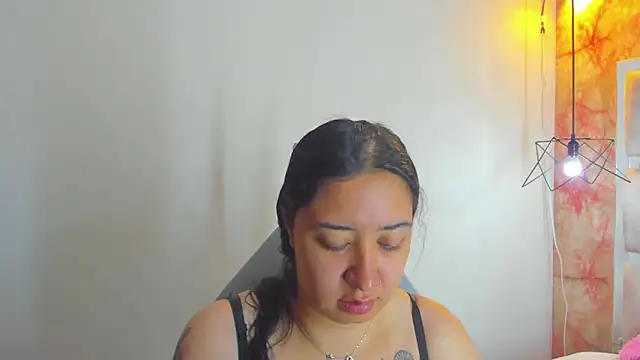 Snapshot of sayumi_dirty chatting on 5, 10, 2025 sayumi dirty online show from 5, 10, 2025