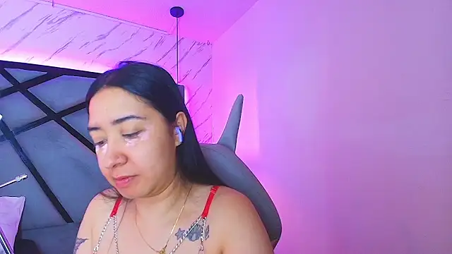 Snapshot of sayumi_dirty chatting on 4, 3, 2026 sayumi dirty online show from 4, 3, 2026