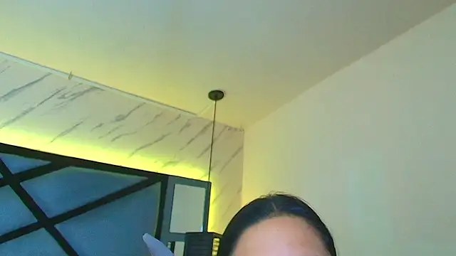 Snapshot of sayumi_dirty chatting on 1, 8, 2026 sayumi dirty online show from 1, 8, 2026
