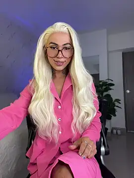 Snapshot of Miss_sagitario chatting on 12, 5, 2026 Miss sagitario online show from 12, 5, 2026