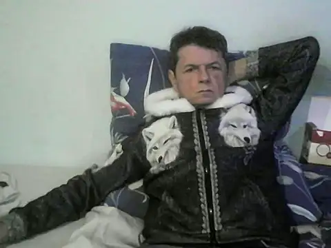 Snapshot of czarek888 chatting on 17, 1, 2026 czarek888 online show from 17, 1, 2026