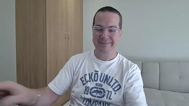 BrettJ81 online show from 1, 5, 2026