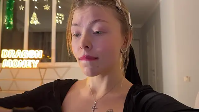 Snapshot of Aliceimhorny chatting on 9, 12, 2024 Aliceimhorny online show from 9, 12, 2024