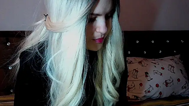 Sara4uu online show from 14, 9, 2025