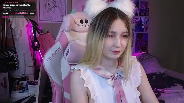 Evie Ro online show from 8, 1, 2025