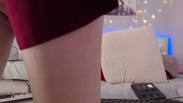 Snapshot of ExoticaGirl chatting on 5, 1, 2025 ExoticaGirl online show from 5, 1, 2025