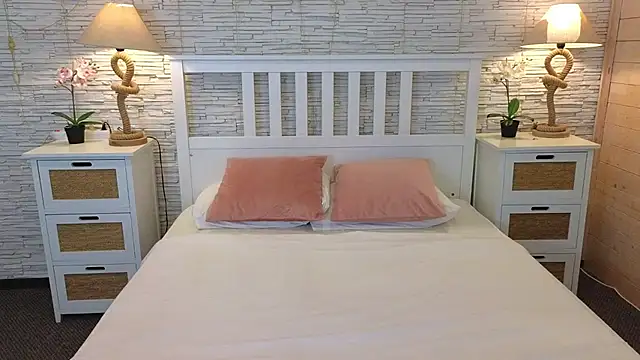 BrianaJoy online show from 26, 6, 2026