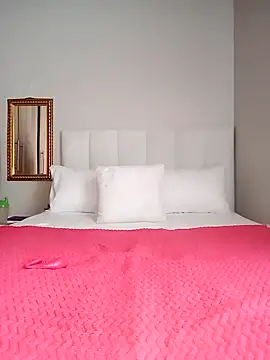 Snapshot of BabySweetDee chatting on 6, 3, 2025 BabySweetDee online show from 6, 3, 2025