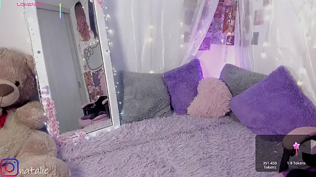 natalie jaensen online show from 9, 10, 2025