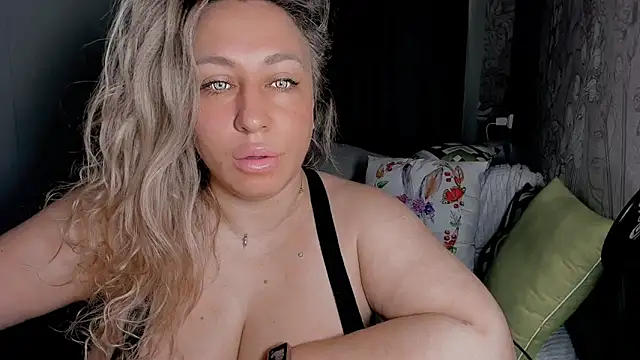 CumOnMy Tits online show from 17, 3, 2026
