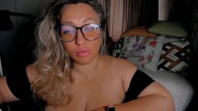 CumOnMy Tits online show from 11, 7, 2026