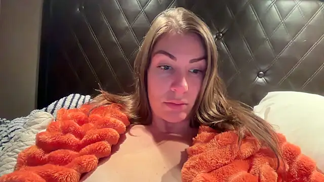 Snapshot of Milfywaysx chatting on 19, 10, 2025 Milfywaysx online show from 19, 10, 2025